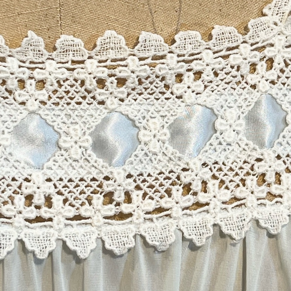 VINTAGE‎ nylon crochet lace ribbon silky nightgown flutter sleeve midi lingerie - Picture 6 of 14